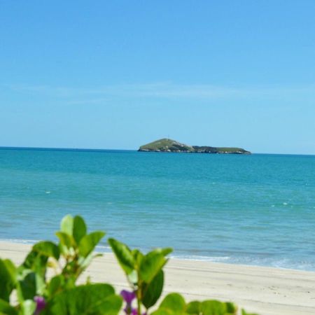 Acuarela Hostal Playa Blanca  Extérieur photo